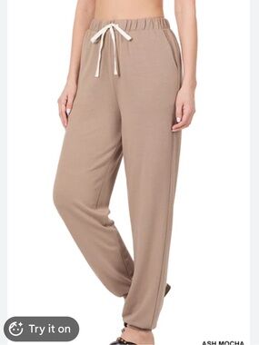 Vuori Relaxed Drawstring Joggers - Ash Mocha